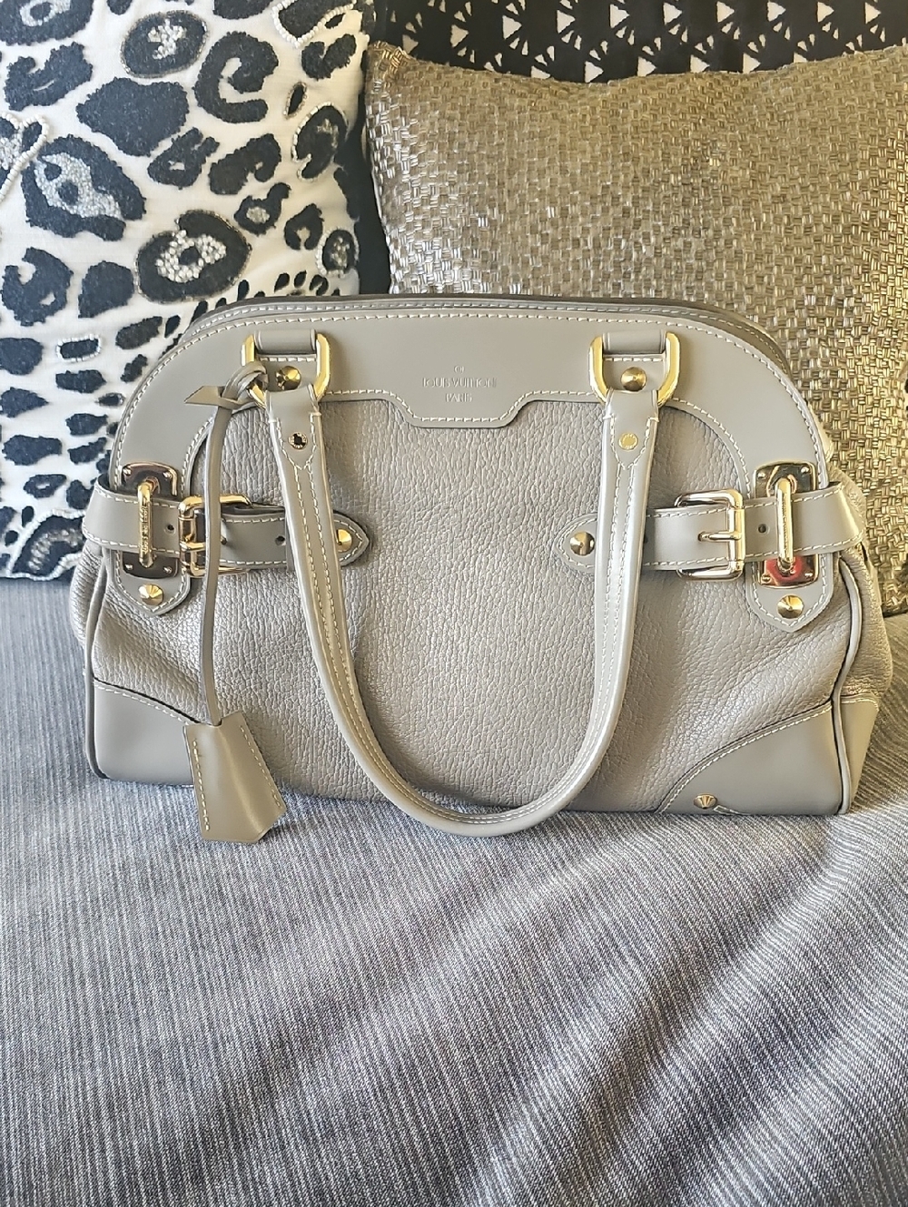 Louis Vuitton Suhali Le Radieux Verone (Grey) Handbag